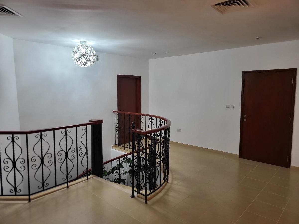 Pirates Bay Hostel Dubai Luaran gambar