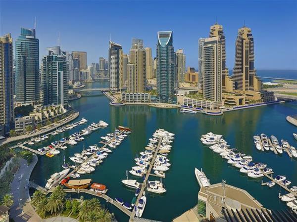 Pirates Bay Hostel Dubai Luaran gambar