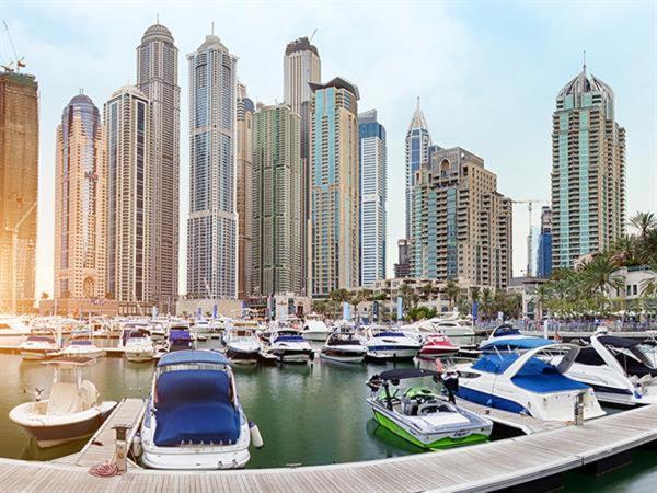 Pirates Bay Hostel Dubai Luaran gambar