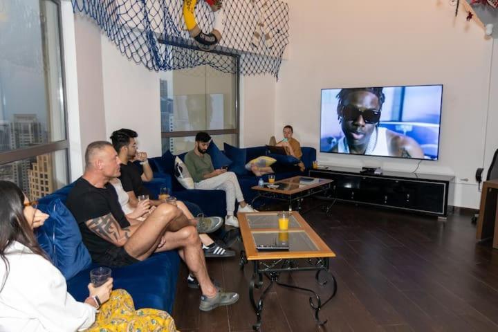 Pirates Bay Hostel Dubai Luaran gambar